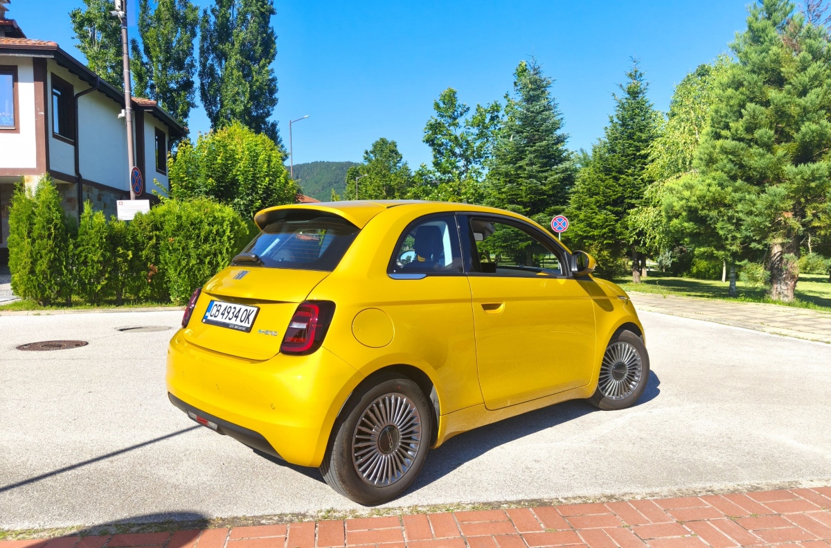 Стартовата цена на Fiat 500 Hybrid Torino e 21 444,00 € 